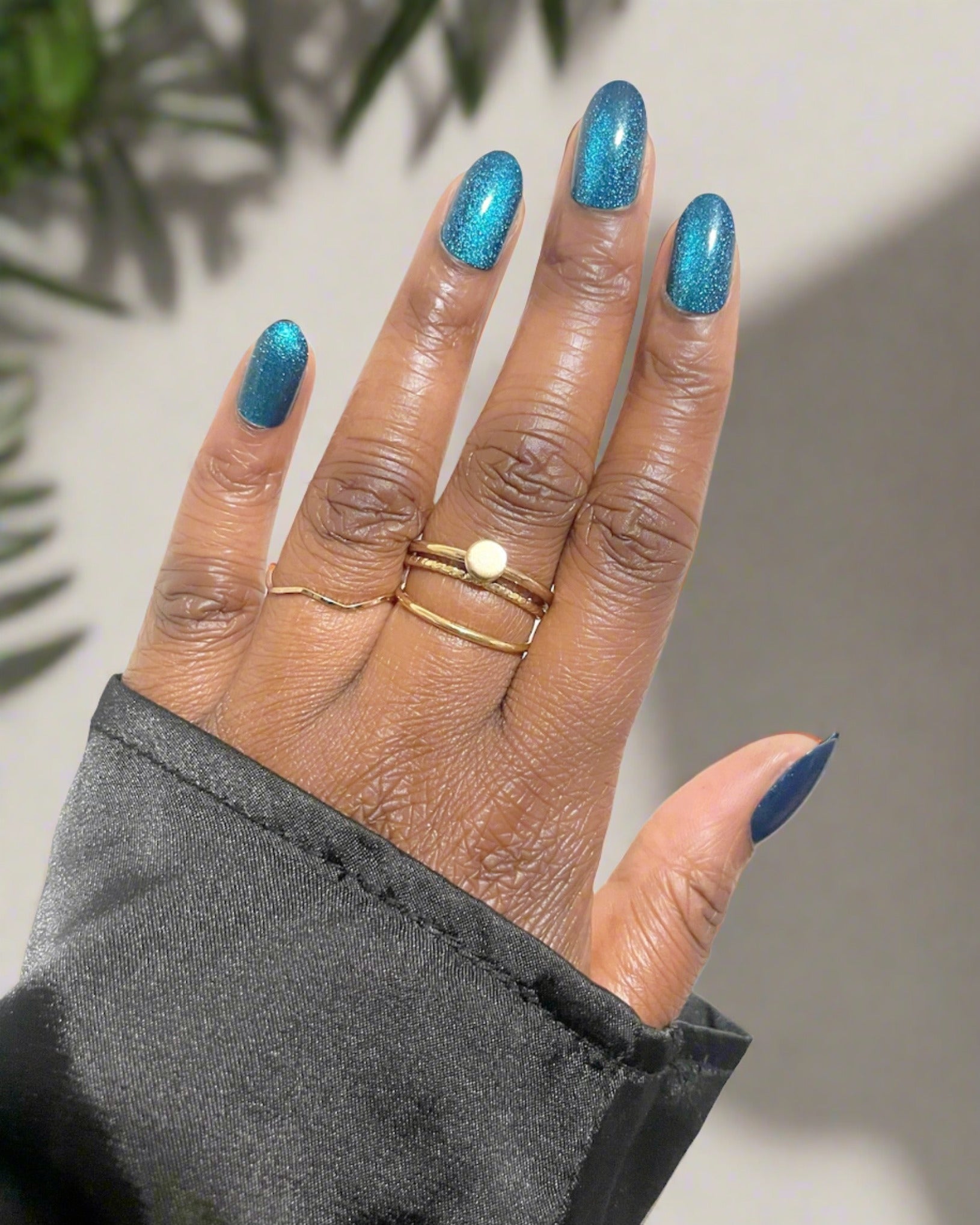 Blue Siren Round - Leewa Beauty