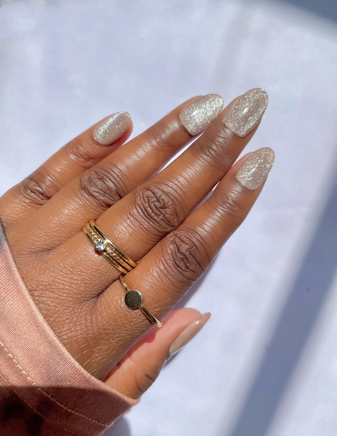 Champagne Velvet Round - Leewa Beauty