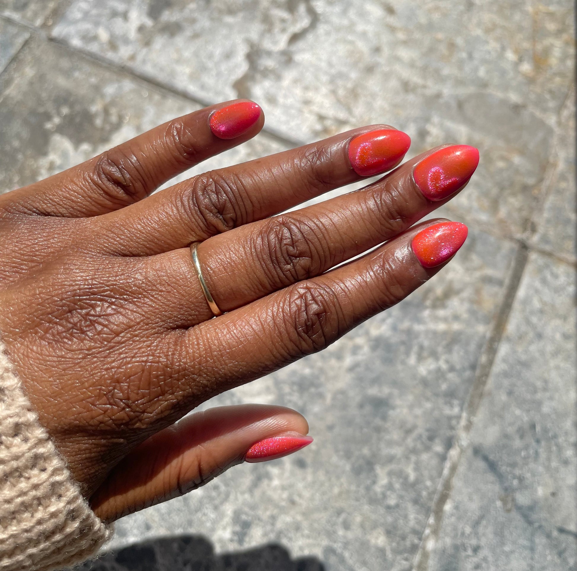 Pink Venom press-on nails - hot pink cat eye with hearts, extra short almond shape