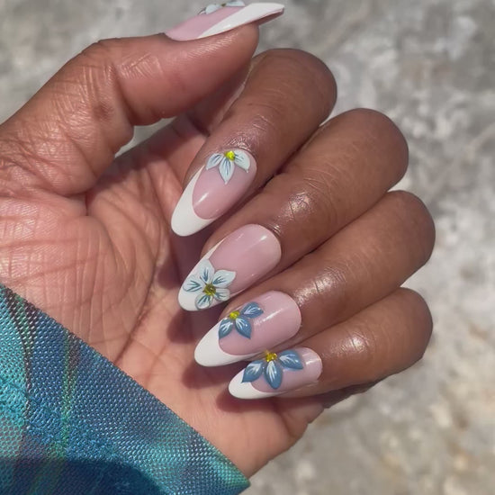 Dahlia blue floral french press-on nails video by Leewa Beauty