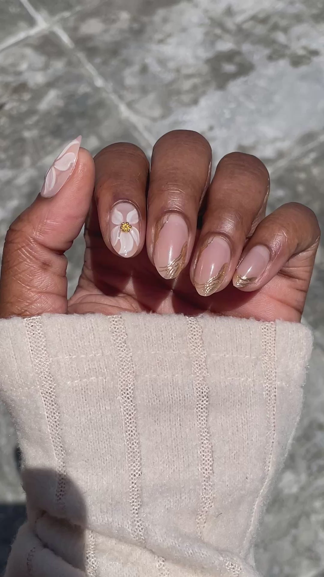 Golden Bloom short almond press-on nails with pearl satin finish, 3D pearl beads and gold foil tip accent – Leewa Beauty

