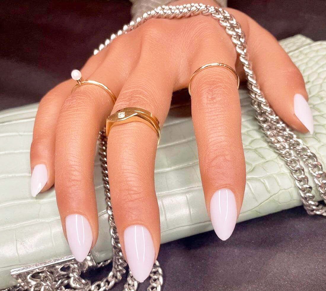 almond nails white